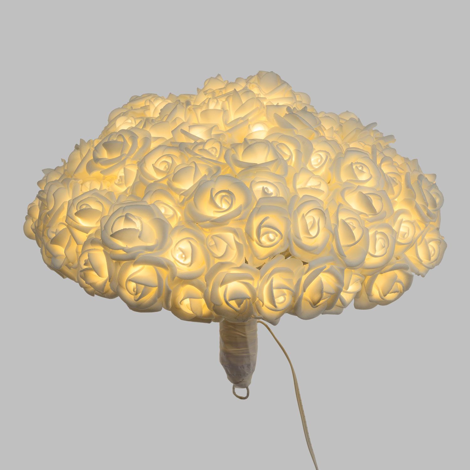 Rosenbouquet mit warmweißen LEDs (30 cm)